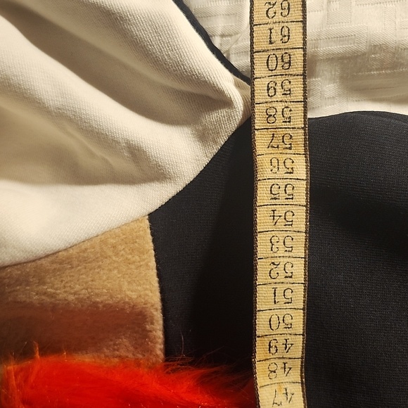 MSGM new without tag Faux Fur Oatch sweatshirt - Picture 7 of 9